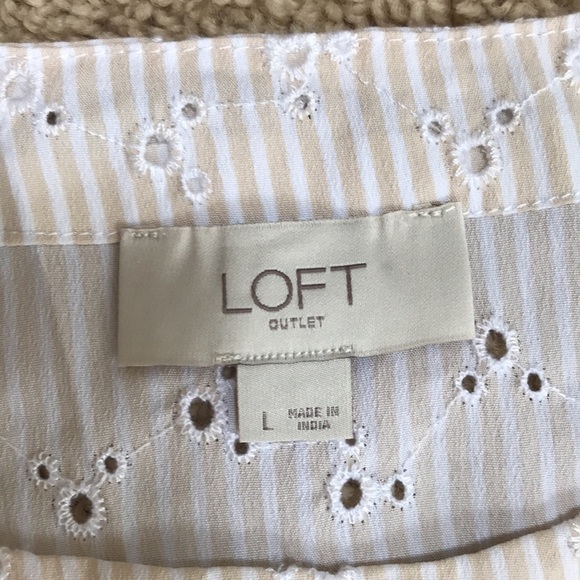 Loft outlet large tan/cream eyelet off shoulder / on shoulder blouse. - Picture 6 of 9